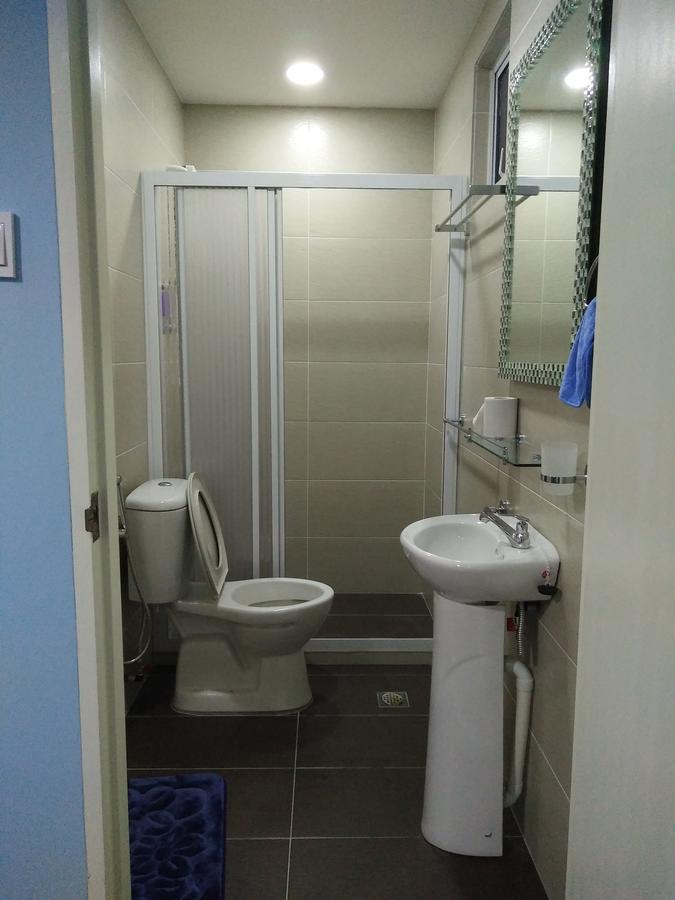 Xenia Homestay Kuching Eksteriør billede