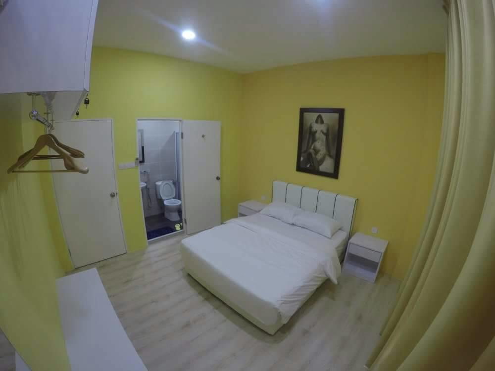 Xenia Homestay Kuching Eksteriør billede